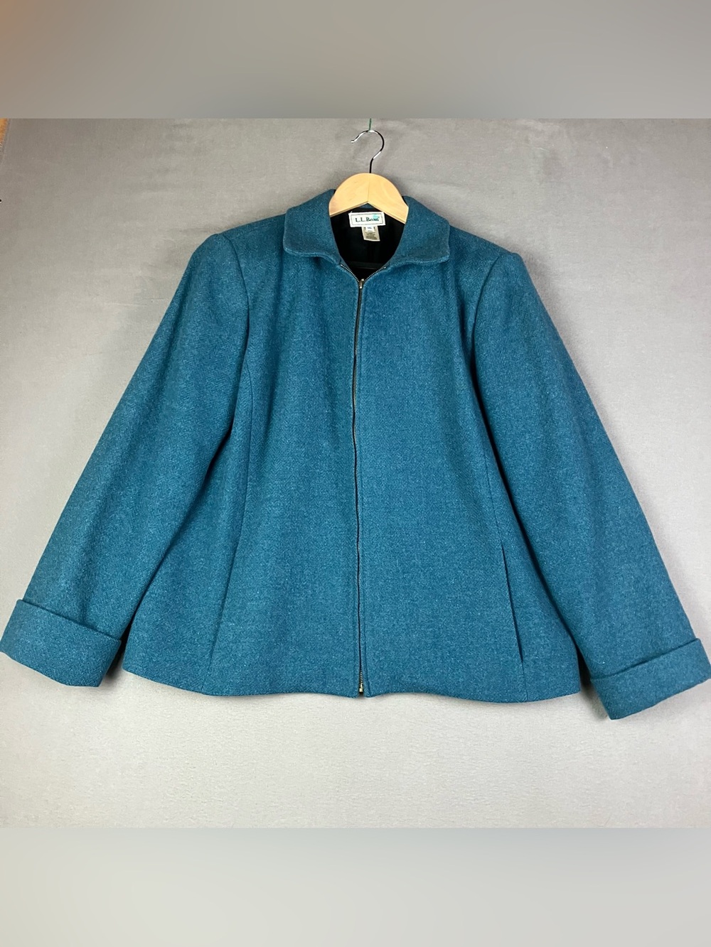 Vintage L.L. Bean Women's Size 16 Teal Blue Lambswool Wool Zip Up Jacket Coat. I